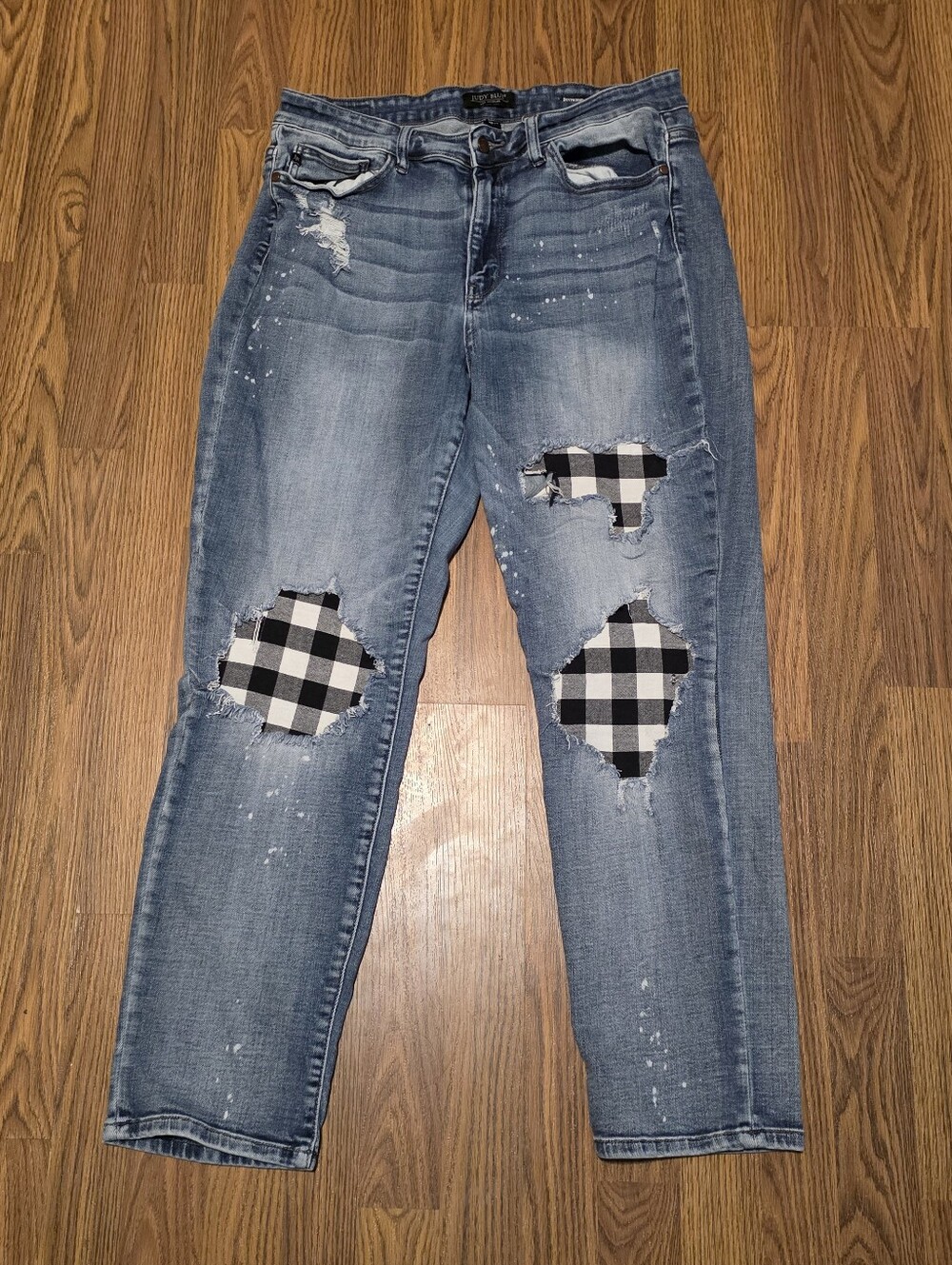Judy Blue Women's 16W Boyfriend Distressed Plaid Lined Denim Jeans Casual D57